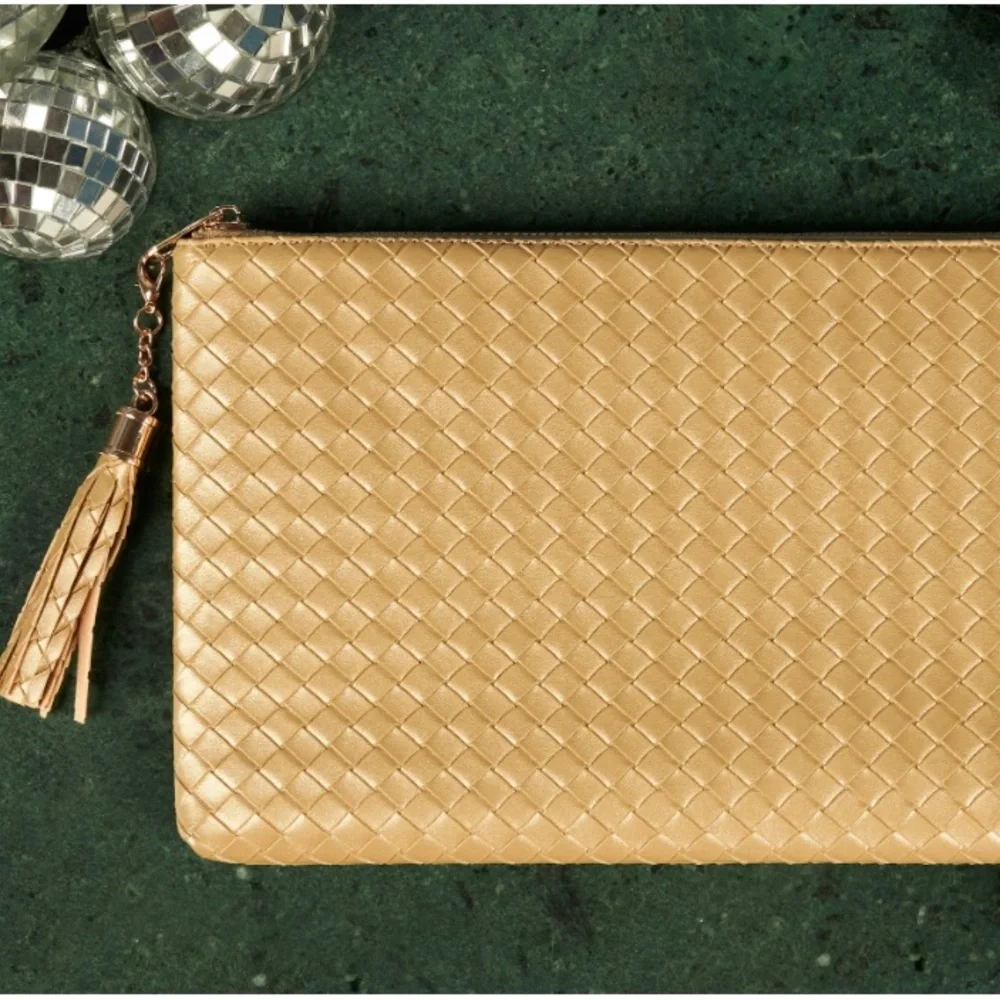 NEW Virginia Wolf Mimi Woven Pouch in Gold with Detachable Tassel - Picture 4 of 6